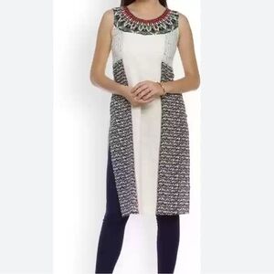 Aurelia Egypt inspired printed straight kurta NWT size L